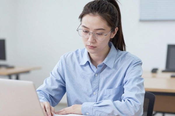 微信里这些贷款口子真能包下5000?应急周转必看5家靠谱网贷平台